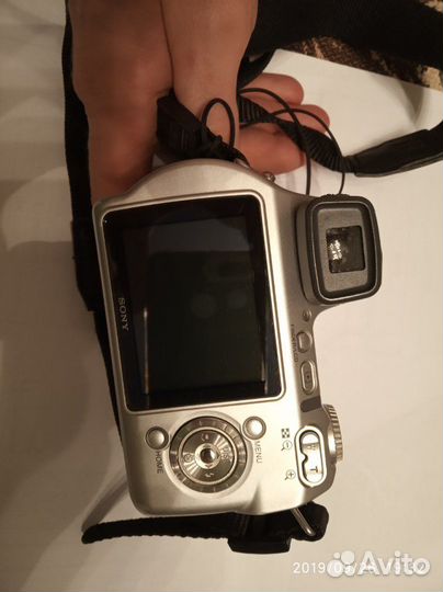 Компактный фотоаппарат