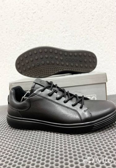 Кроссовки Ecco надежные