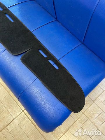 Накидка на панель Ваз 2107 черная строка