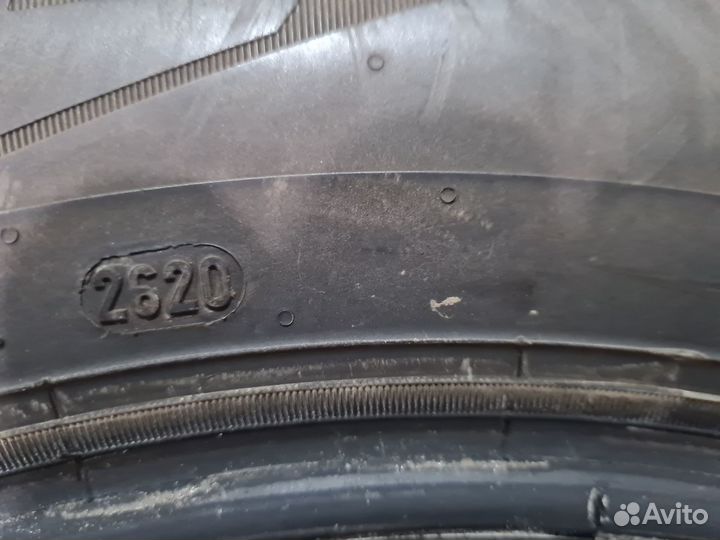 Pirelli Ice Zero 2 215/65 R16 102T