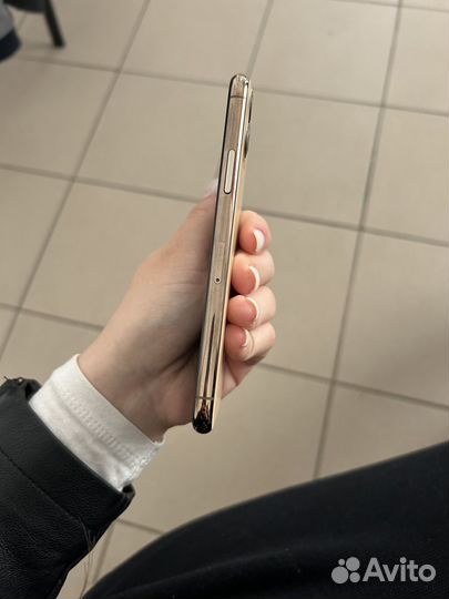 iPhone 11 Pro, 64 ГБ