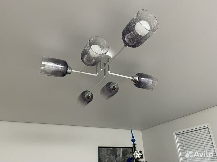 Люстра, De Markt Торес