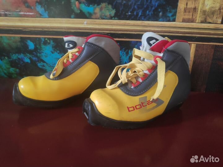 Ботинки для лыж 33 размер