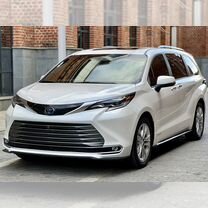 Toyota Sienna 2.5 AT, 2021, 30 000 км, с пробегом, цена 4 750 000 руб.