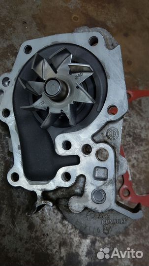 Помпа Renault logan 1