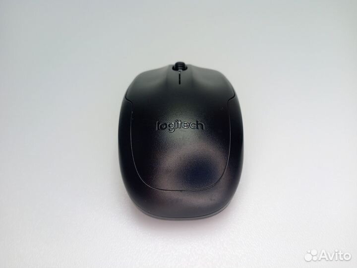 Клавиатура + мышь Logitech MK220