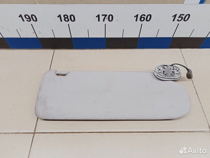 Козырек солнцезащитный (внутри) Avensis II 2003-20