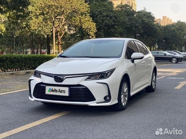 Toyota Corolla 1.2 CVT, 2021, 17 800 км