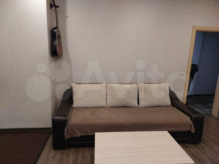 2-к. квартира, 50 м², 3/16 эт.