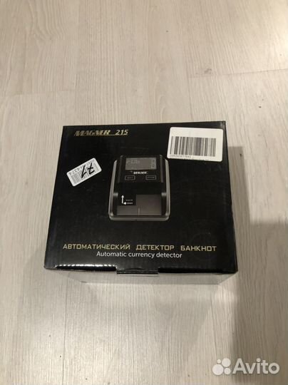 Автоматический детектор банкнот magner 215