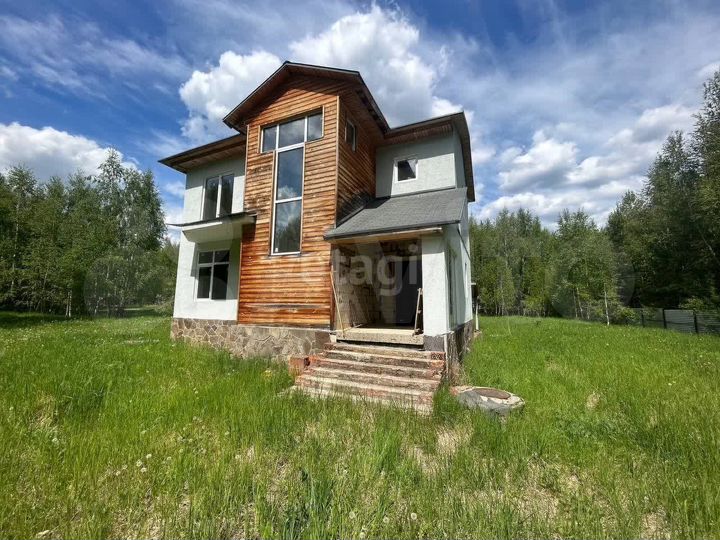 Дом 350 м² на участке 50 сот.