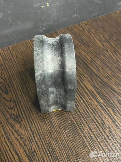 Втулка стабилизатора BMW 37126761022