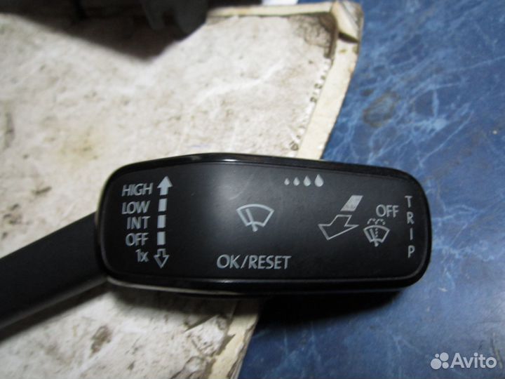 Подрулевой переключатель Skoda Octavia A7 CWV 2019