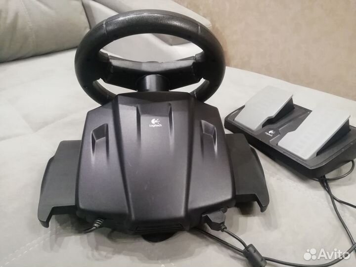 Игровой руль logitech Formulas vibrtion