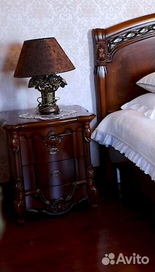 Спальный гарнитур