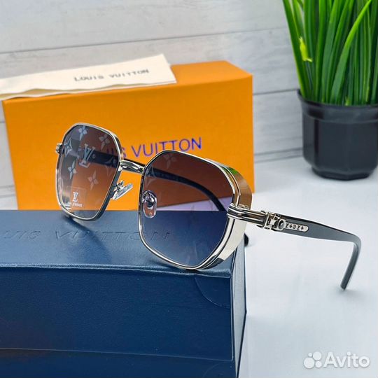 Солнцезащитные очки Louis Vultton