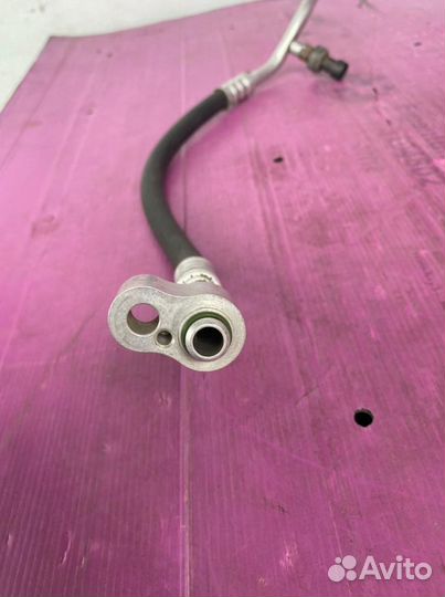 Трубопровод кондиционера BMW X5 E70 и X6 E71