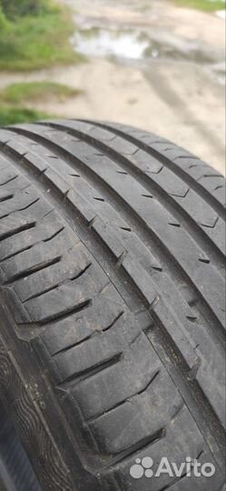 Continental ContiPremiumContact 5 205/55 R16 98H