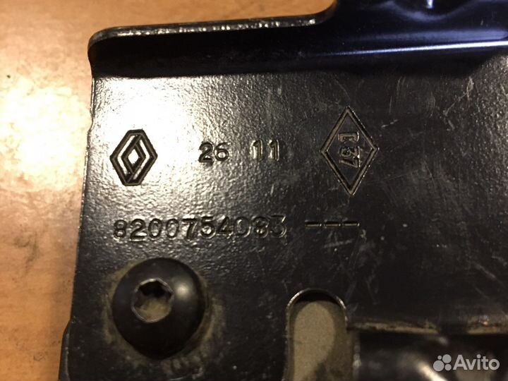 Активатор замка багажника 2018 Renault