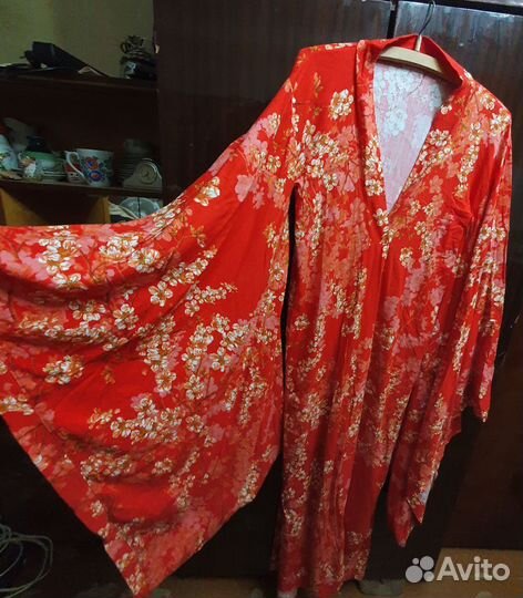 Японское женское кимоно
