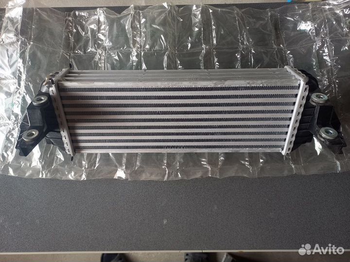 Интеркулер ford 4 999 282