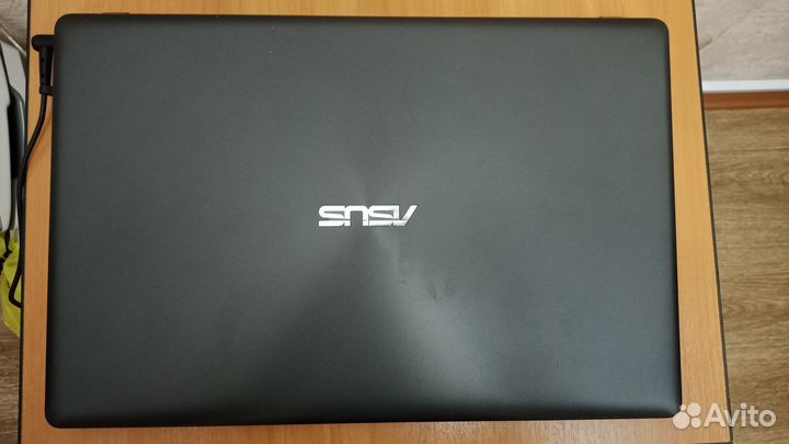 Ноутбук Asus X550CC
