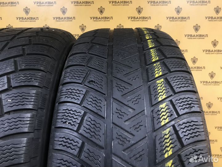 Michelin Latitude Alpin 235/55 R19 105R