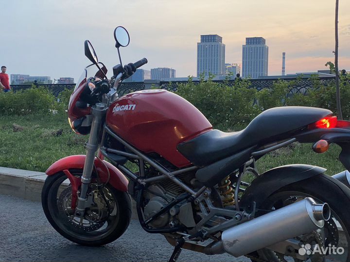 Ducati Monster 400