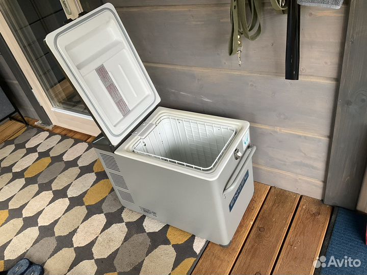 Холодильник Engel MT-45FG3 автохолодильник