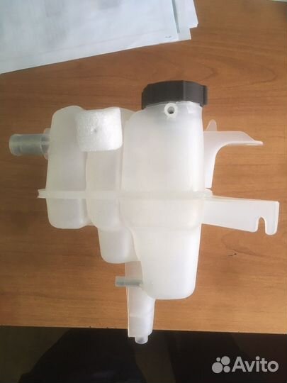 Бачок расширительный форд Маверик, эскейп 2,3 л