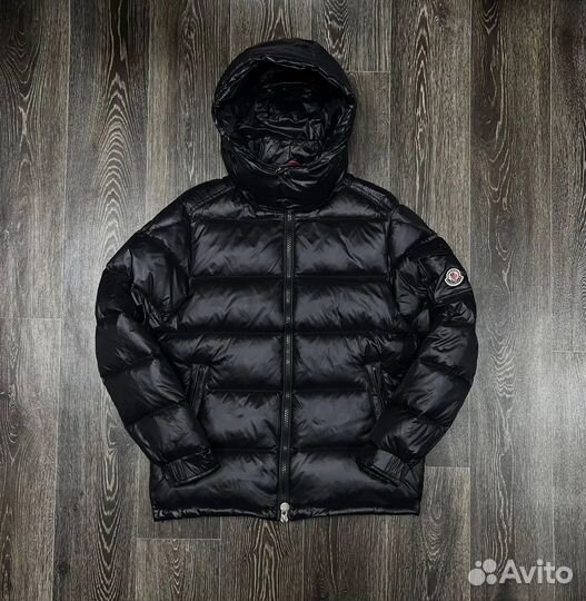 Пуховик Moncler