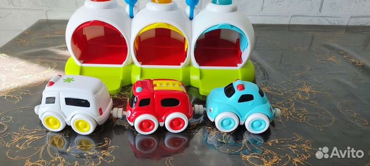 Гараж с машинками elc