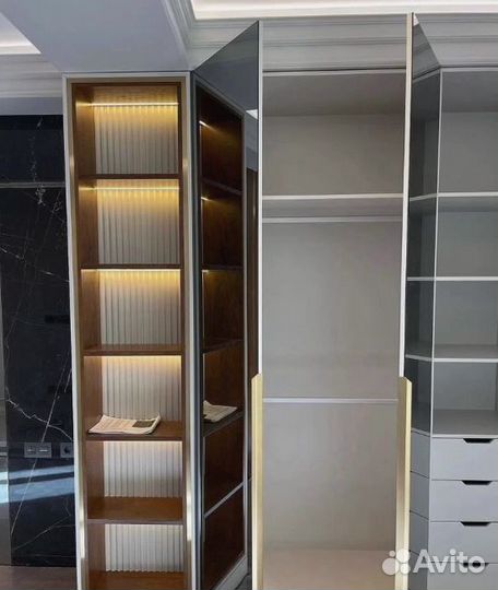 Шкаф на заказ для студии