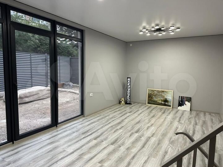 Дом 122 м² на участке 2,2 сот.