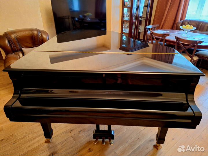 Рояль кабинетный Ямаха С2