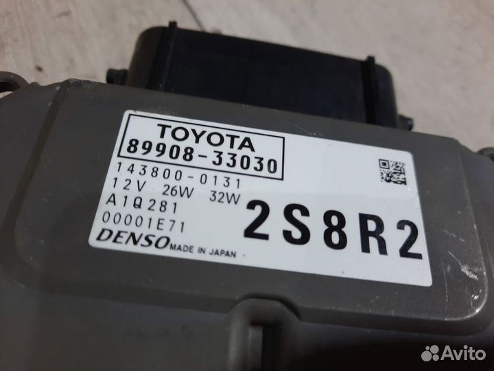 Блок управления светом правой фары Toyota Camry V70 2017