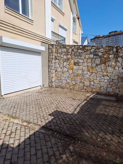 Таунхаус 300 м² на участке 2 сот.