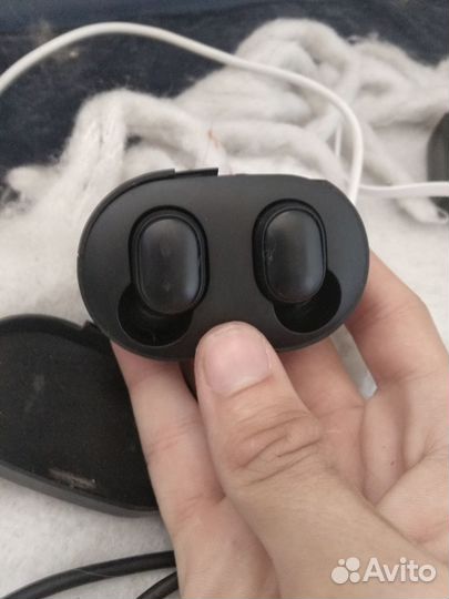 Беспроводные наушники TWS Xiaomi Redmi Buds черные