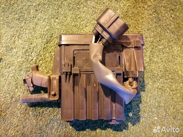 Блок предохранителей 82620-28220 Toyota Alphard AN