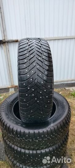 Nokian Tyres Hakkapeliitta 10p SUV 215/65 R16 102T