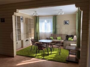 Дом 195 м² на участке 5 сот.