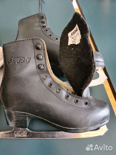 Коньки фигурные