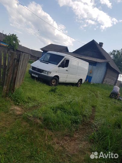 Mercedes-Benz Sprinter 2.9 МТ, 1998, 693 000 км