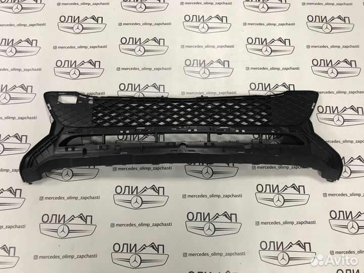 Решетка в бампер Mercedes-Benz GLK