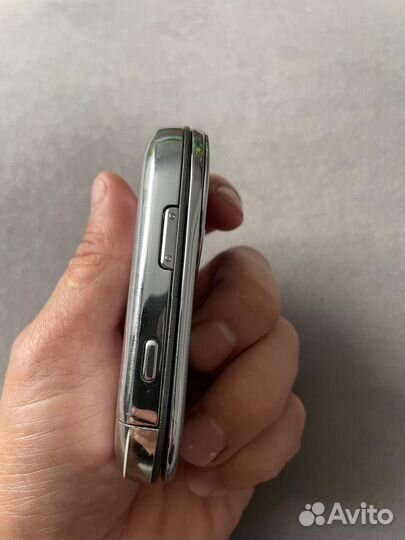 Motorola Aura, 2 ГБ