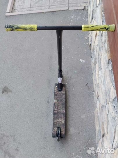 Трюковой самокат 