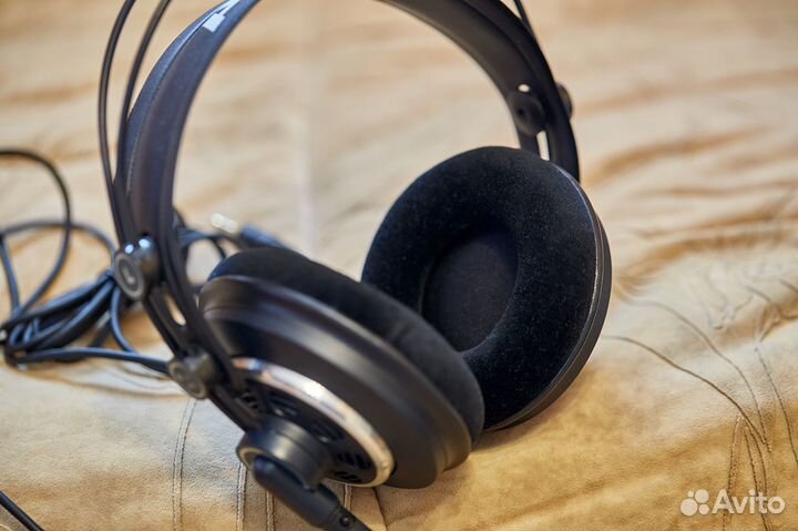 AKG K240 mkii наушники полуоткрытые