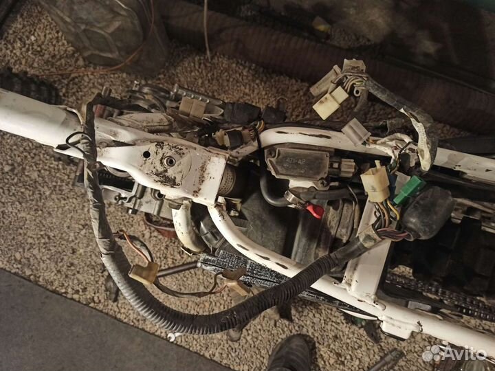 Мотоцикл Yamaha XT225 serow 1994 г в разбор