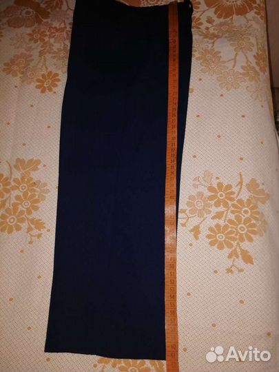 Костюм на мальчика тройка 92см