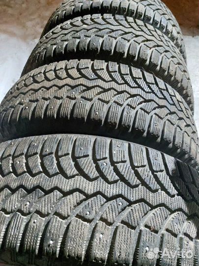 Bridgestone Blizzak Spike-01 265/65 R17 116T